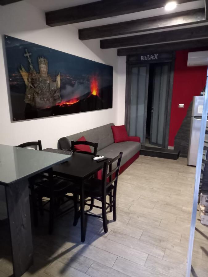 Suite Holiday House Bonaccorso 카타니아 외부 사진